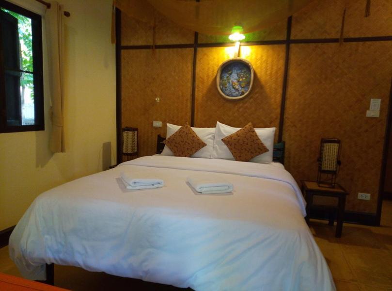 Baanwangnamkeaw Lodge Ban Hin Dat  Εξωτερικό φωτογραφία